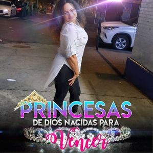 Meet your Posher, Maria nelly